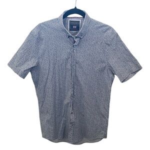 Guide London Navy & White Subtile Floral Patterned Short Sleeve Shirt. Size L.